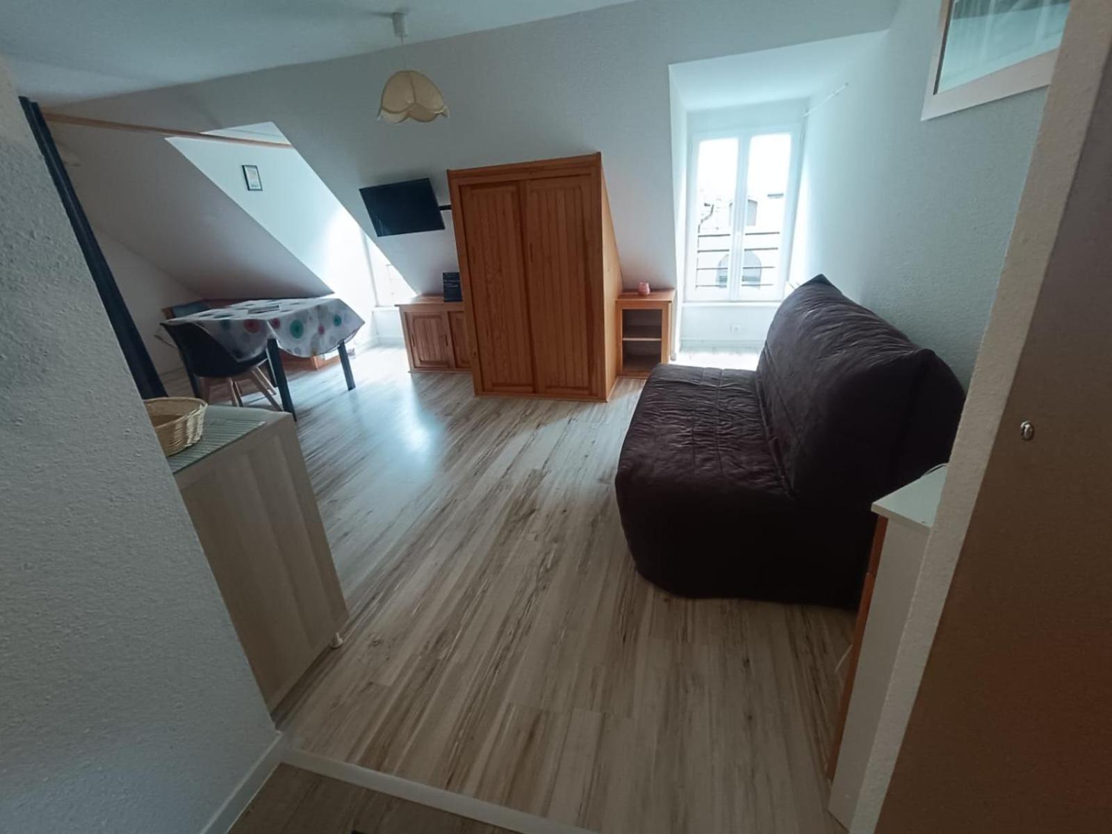 Studio Classe 4 Personnes Face Aux Thermes, Avec Coin Nuit Le Mont-Dore Exterior photo